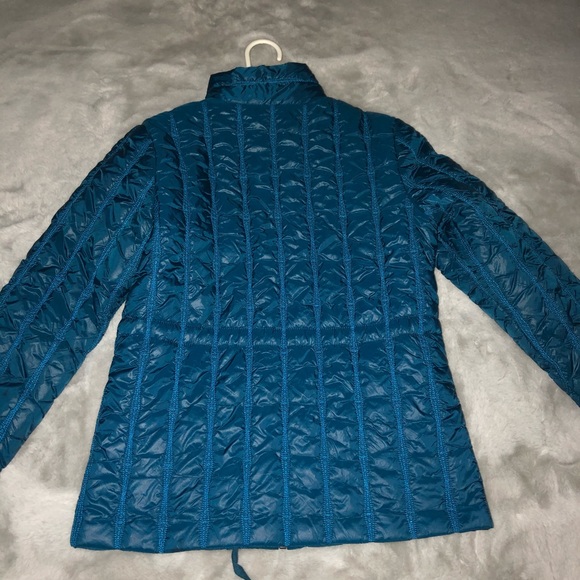 CAbi Poseidon Jacket Puffer 914 Lightweight Blue - Picture 6 of 11